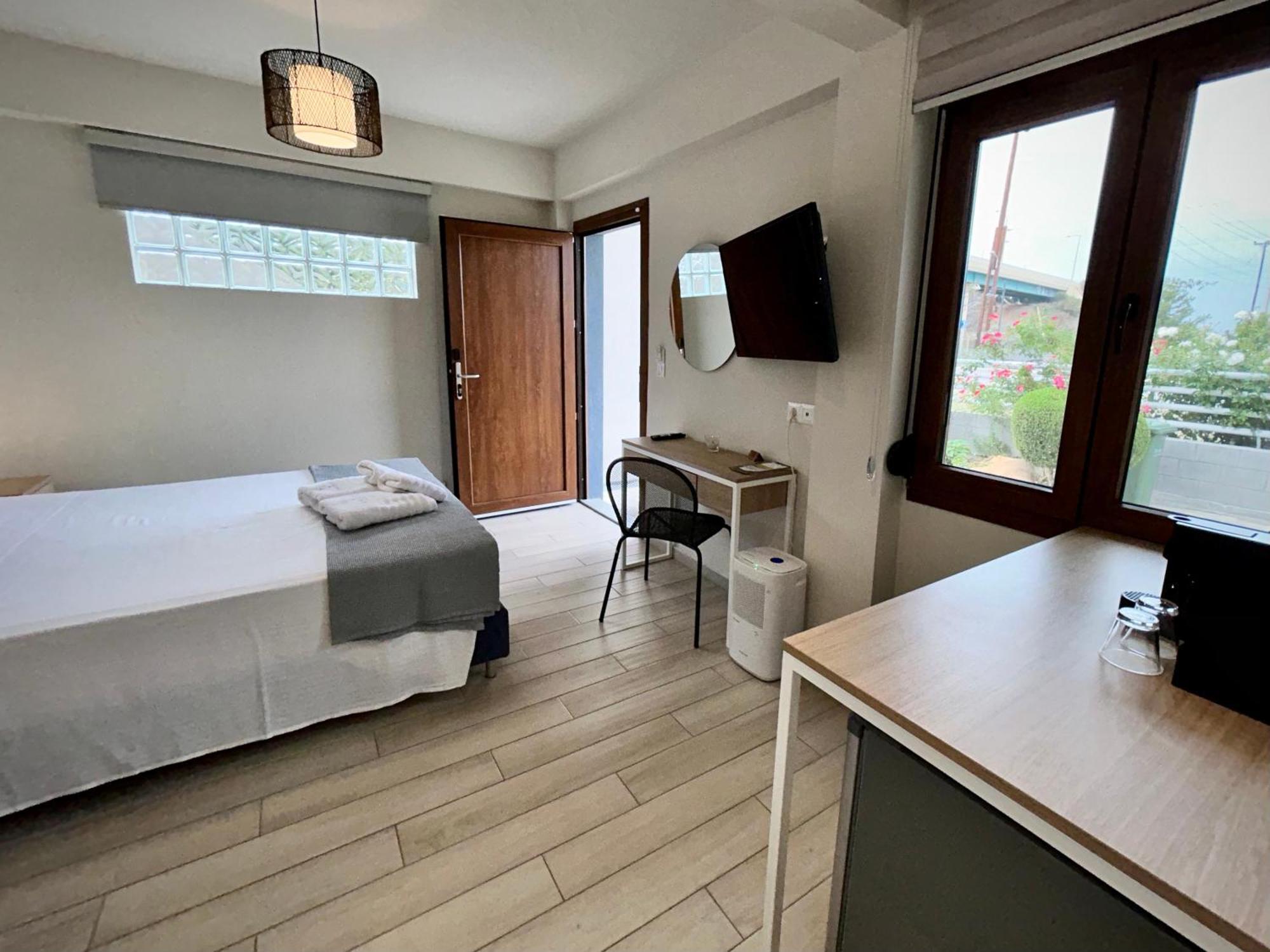 Porto Portes Suites Nea Poteidaia Bagian luar foto